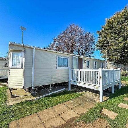Caravan With Decking At Manor Park In Hunstanton, Sleeps 6 Ref 23045B Bagian luar foto